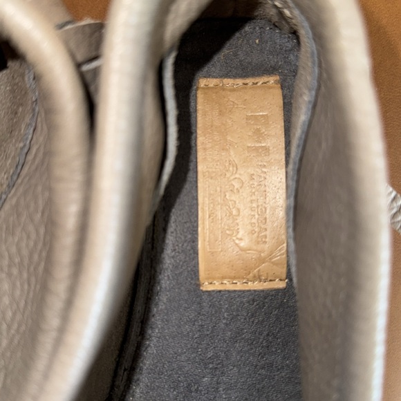 Manitobah MukLuks Paddle Moccasin Booties Grey super Soft Leather Fringe size 5 - Picture 5 of 6